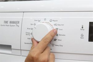 Read more about the article Nguyên nhân máy giặt Electrolux mất nguồn và cách kiểm tra sửa chữa